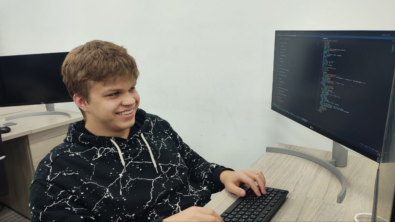 Александр Егоров