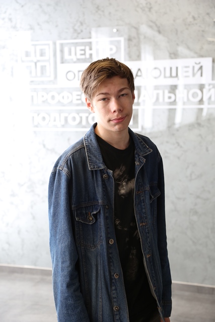 Данила Глухов